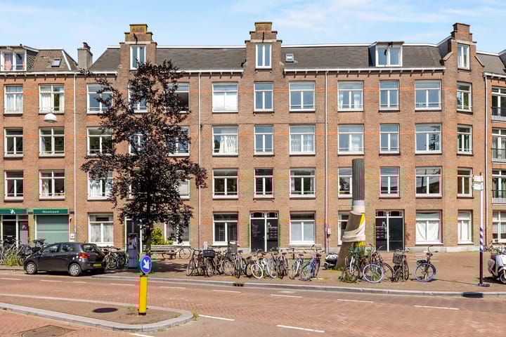 Photo 16 of Spaarndammerstraat 20-F