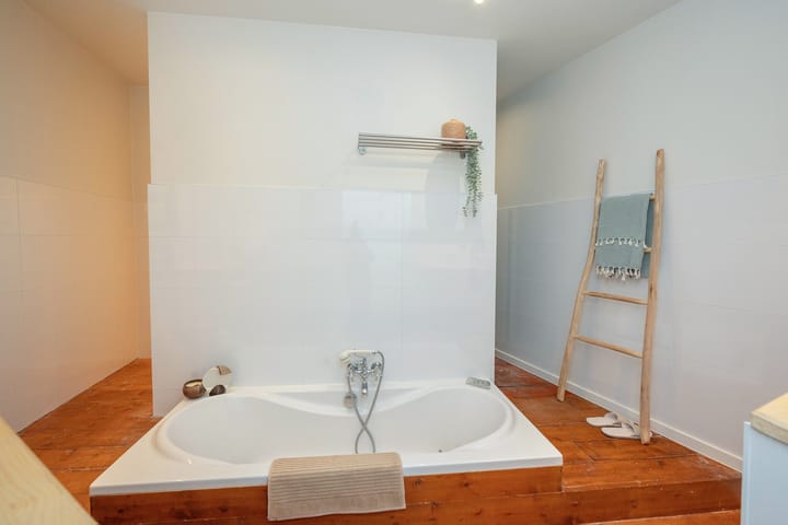 Foto 28 van Bakenesserstraat 14-C