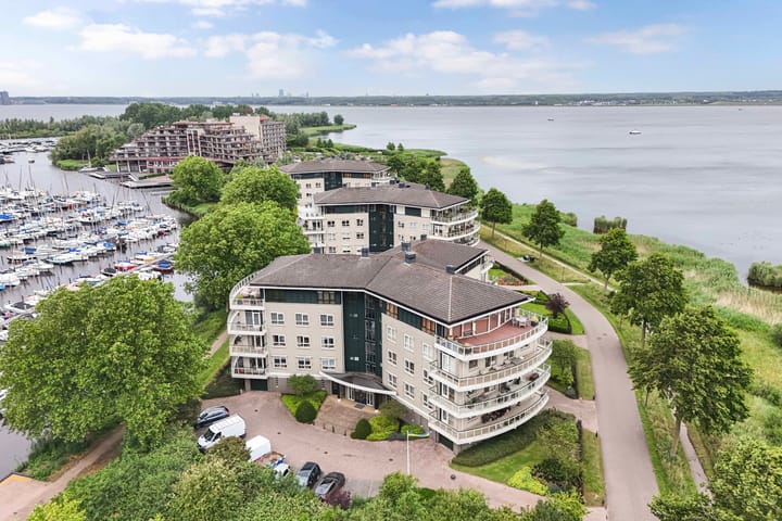 Foto 1 van Labradorstroom 15