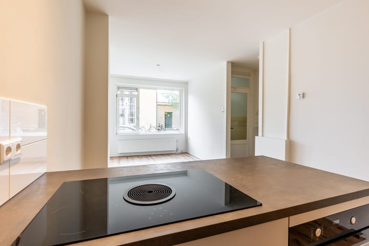 Foto 5 van Amelandseplein 5-C