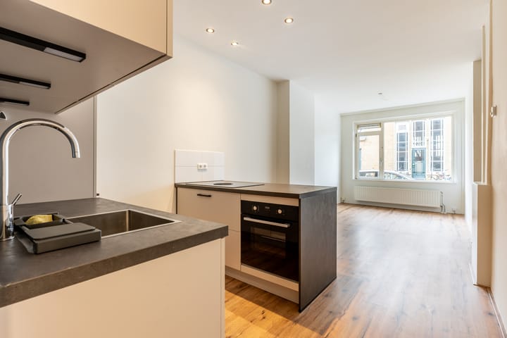 Foto 6 van Amelandseplein 5-C