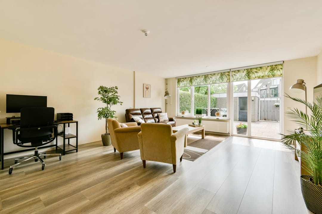 Photo 2 of Giessenburg 1