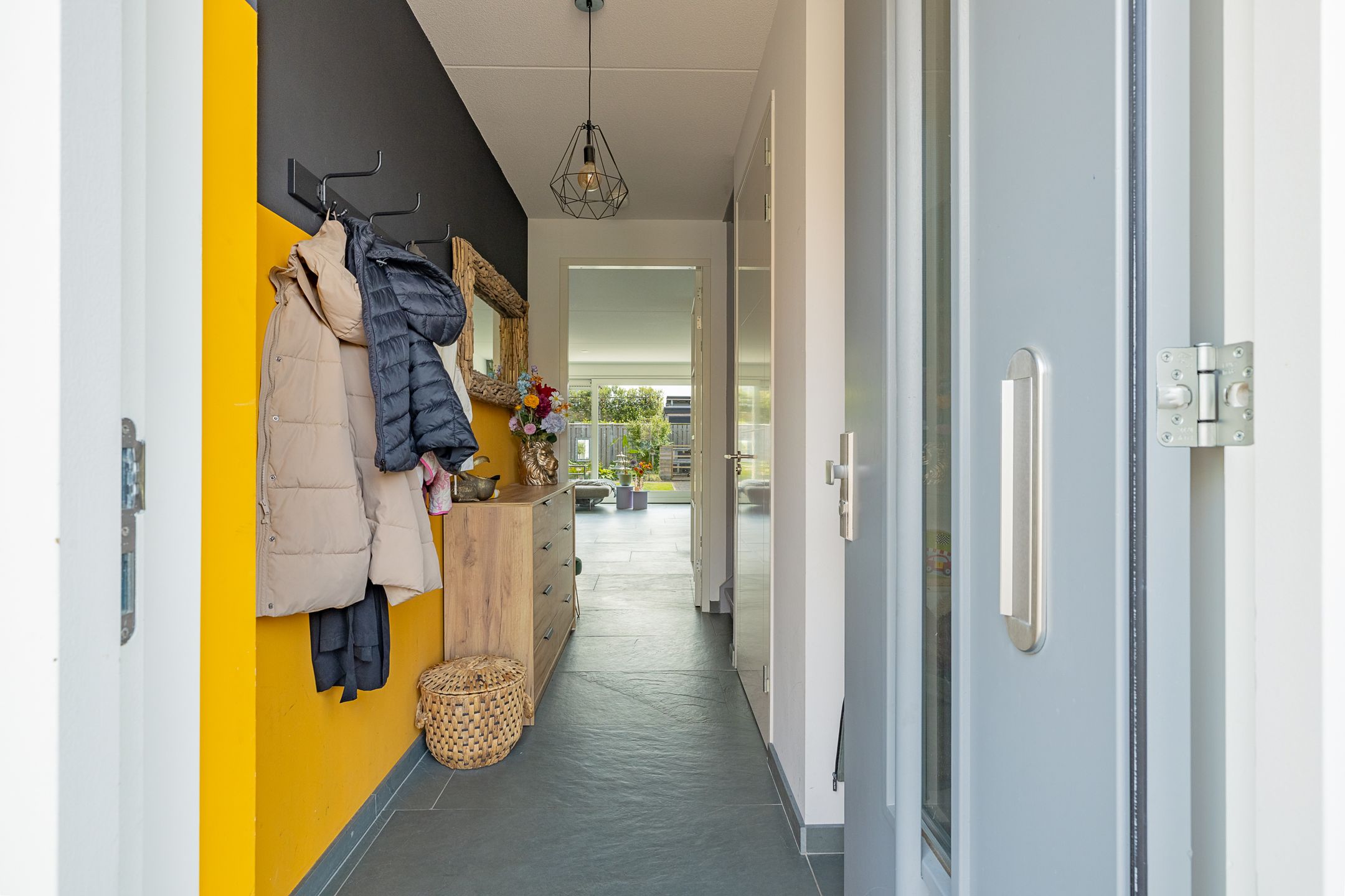 Foto 6 van John Coltranestraat 8