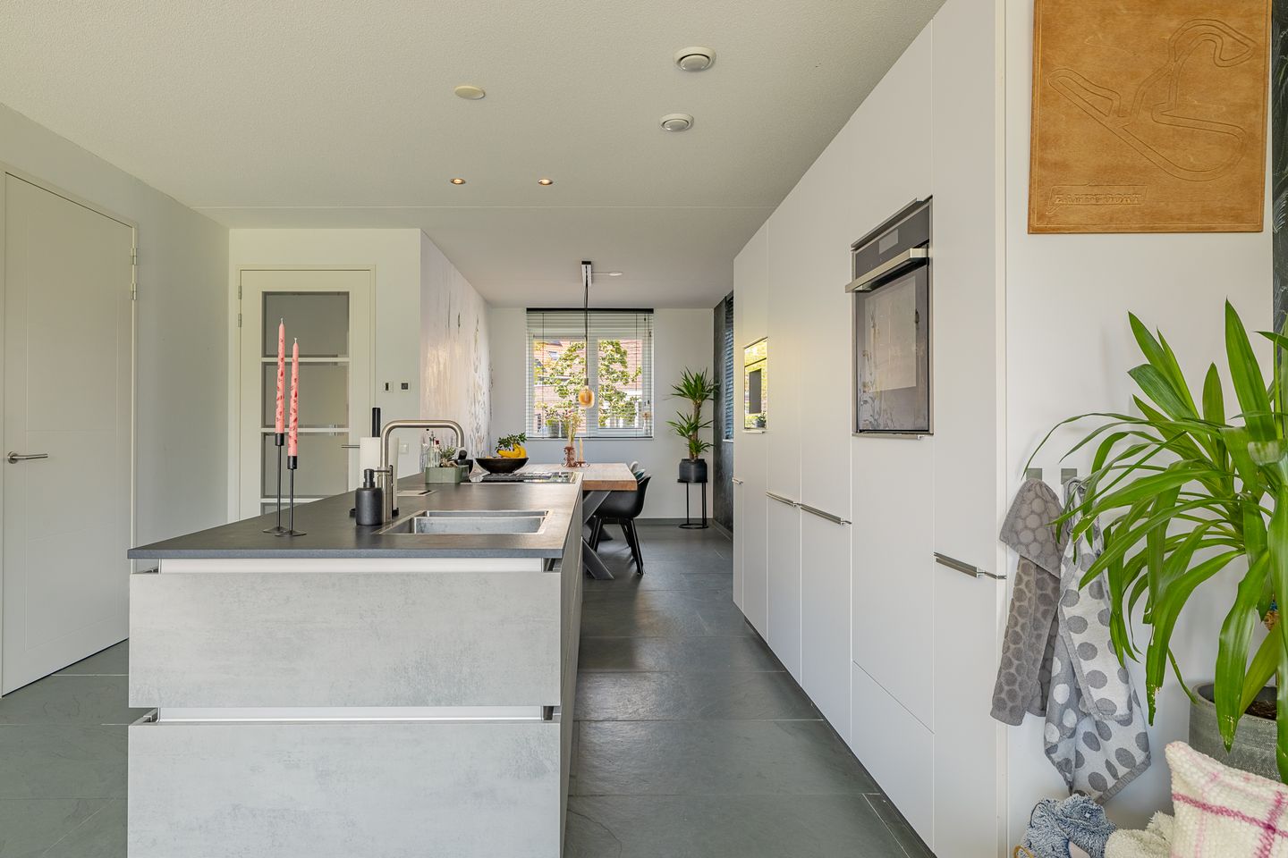 Foto 14 van John Coltranestraat 8