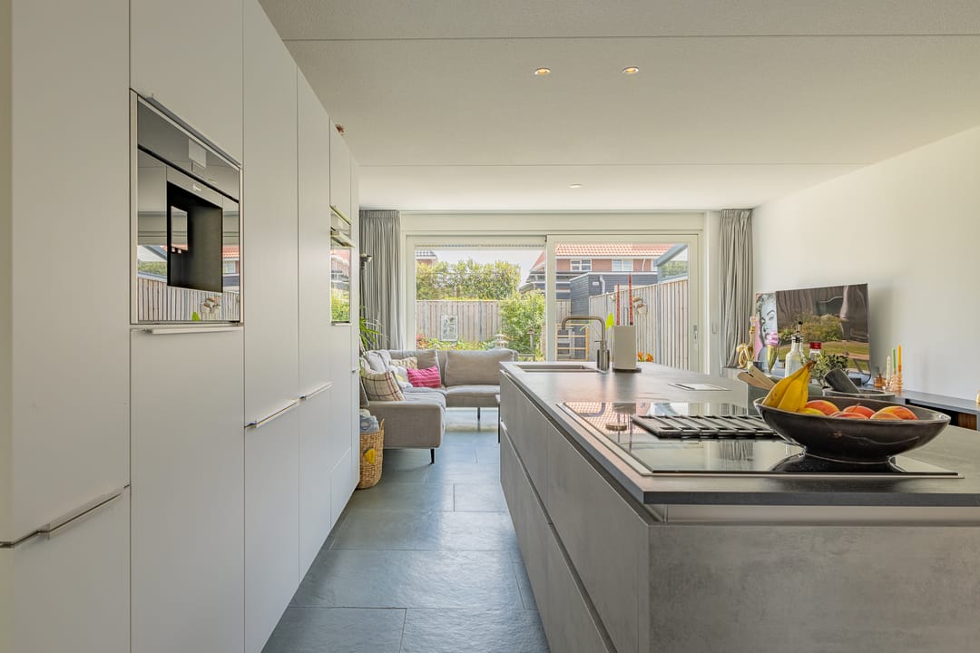 Foto 16 van John Coltranestraat 8