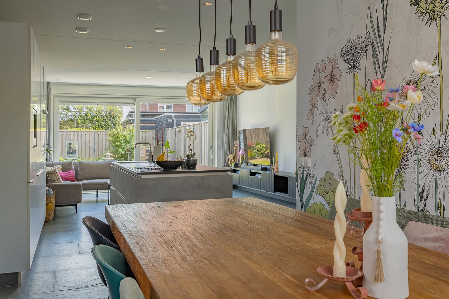 Foto 19 van John Coltranestraat 8