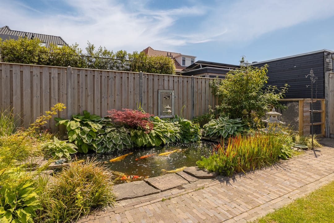 Foto 23 van John Coltranestraat 8