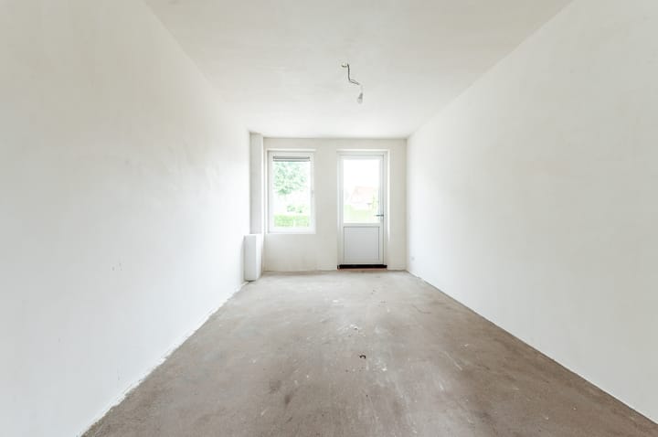 Photo 13 of Domstraat 10