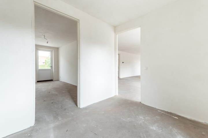 Photo 15 of Domstraat 10