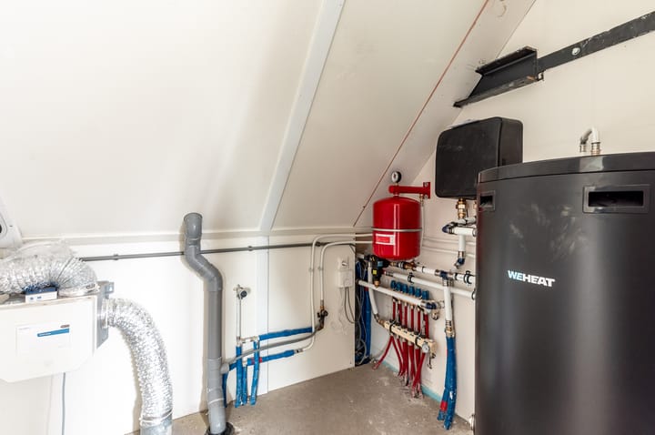 Photo 30 of Domstraat 10