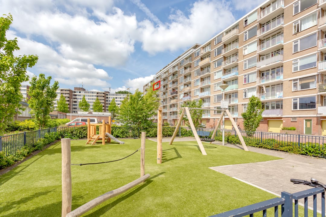 Foto 32 van S. F. van Ossstraat 322