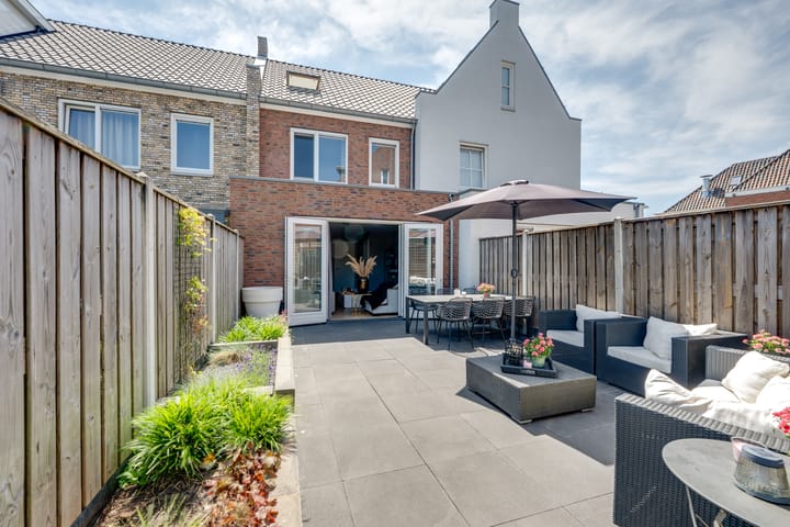 Foto 2 van Raadhuisstraat 37