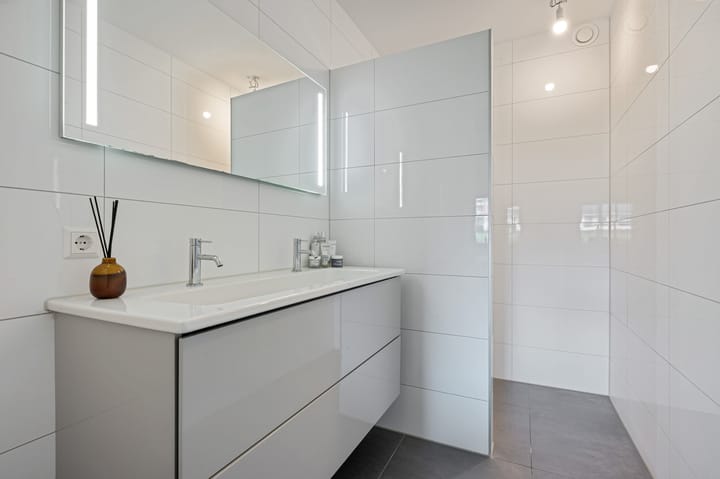 Photo 18 of Speelkamp 28-F