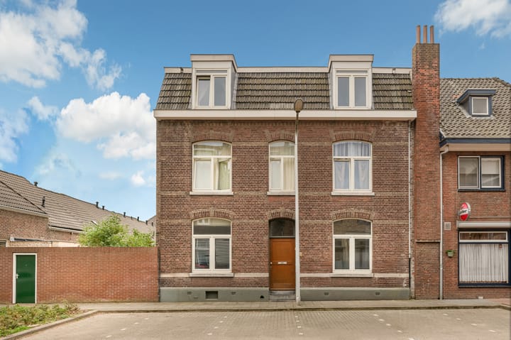 Foto 1 van Willem Vliegenstraat 39