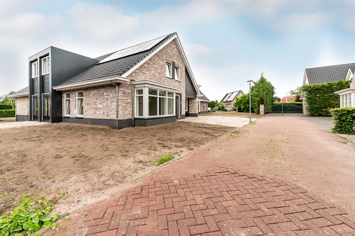 Photo 3 of Vreugdenhilstraat 2A