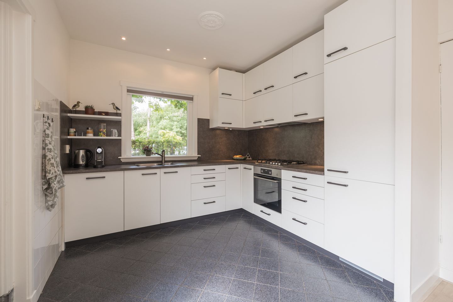 Foto 19 van Haarlemmerstraatweg 8