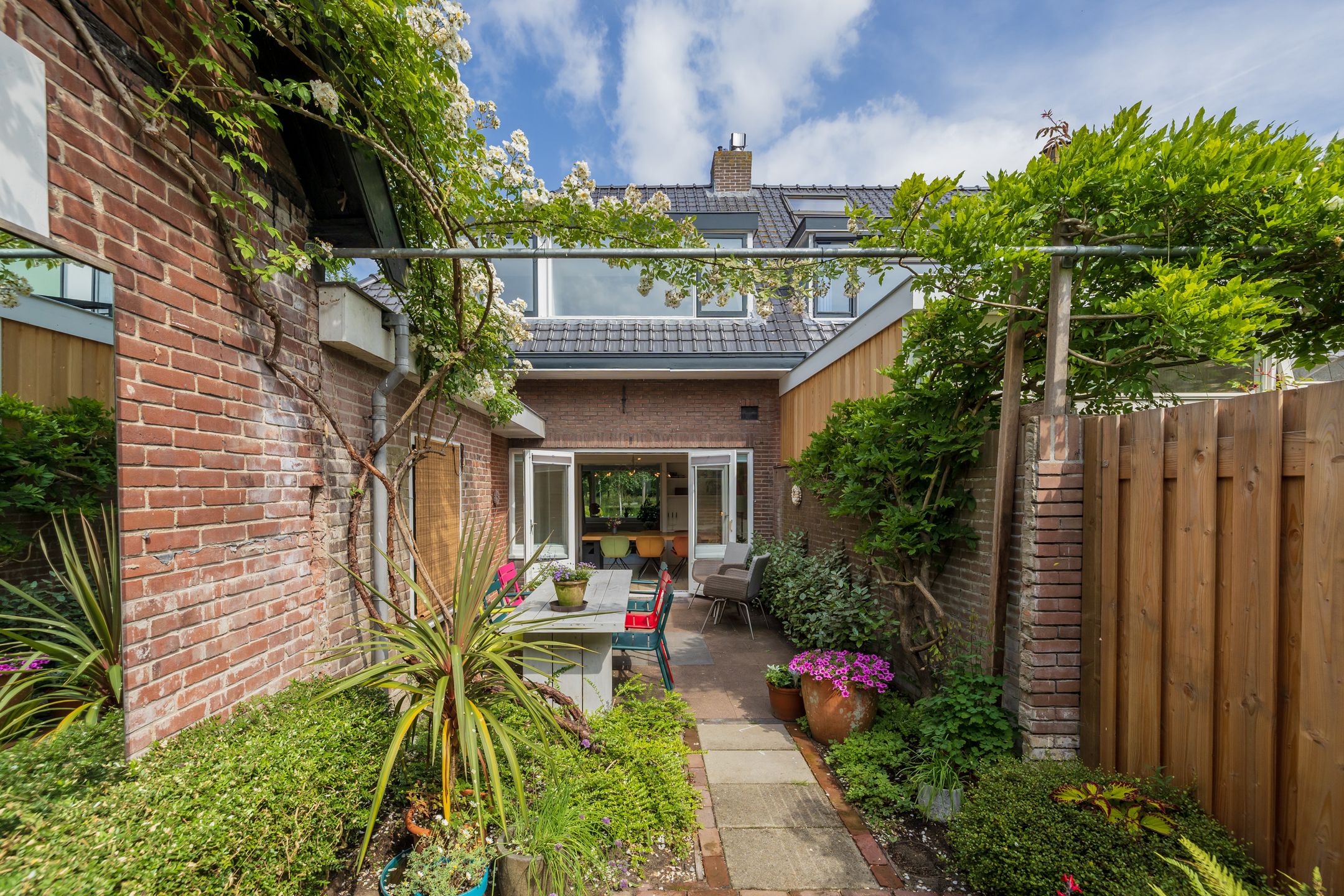 Foto 42 van Haarlemmerstraatweg 8