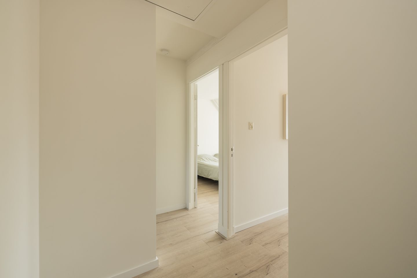 Foto 44 van Haarlemmerstraatweg 8