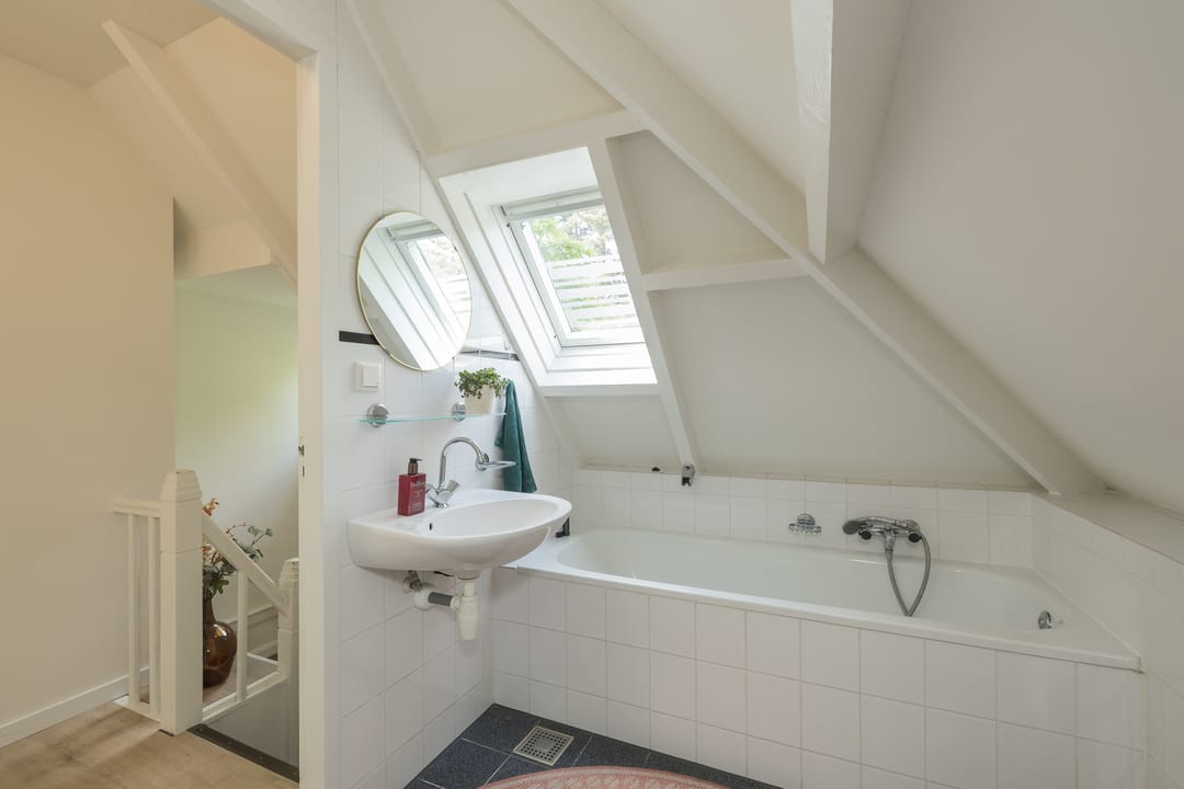 Foto 47 van Haarlemmerstraatweg 8