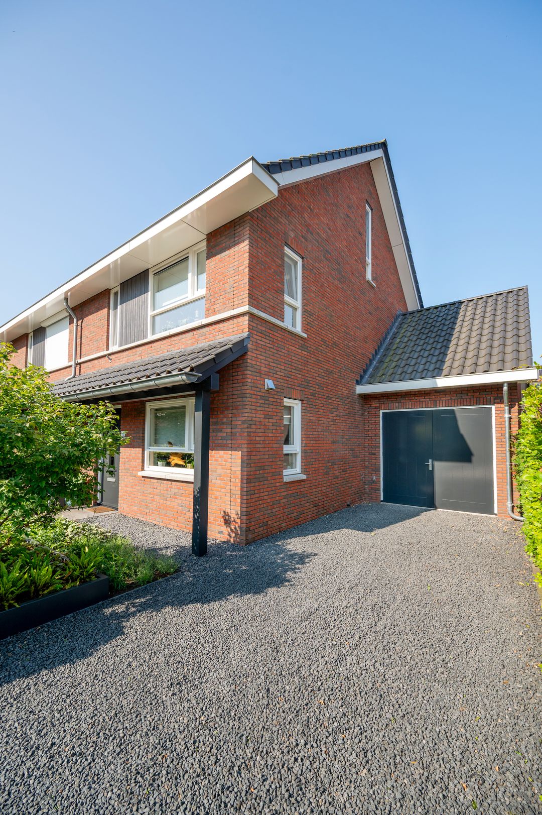 Photo 2 of Ds. Wisseweg 19