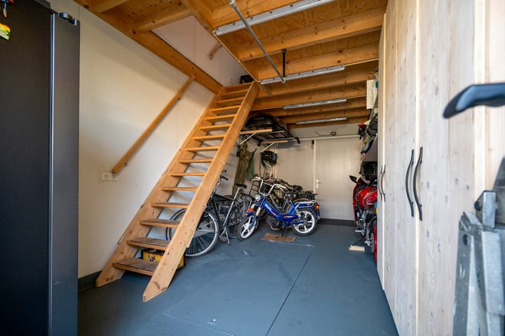 Photo 37 of Ds. Wisseweg 19