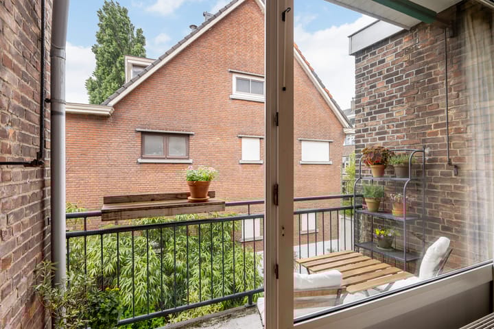 Foto 7 van Azaleastraat 88-A