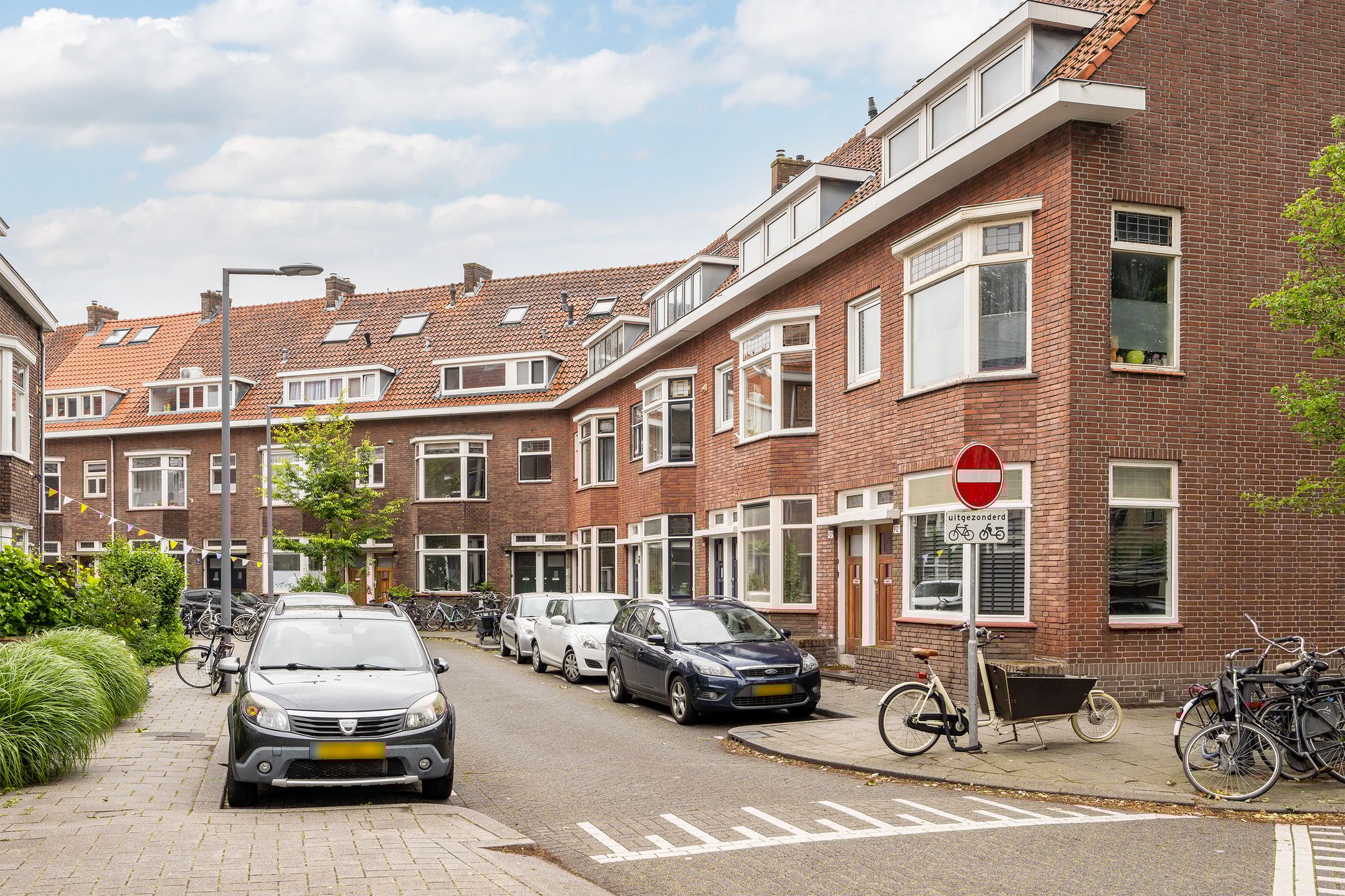 Foto 30 van Azaleastraat 88-A