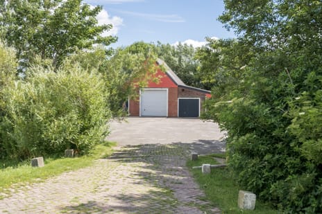 undefined main image