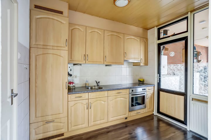 Foto 8 van Resedastraat 2