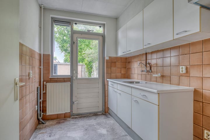 Photo 12 of Dauphinélaan 30