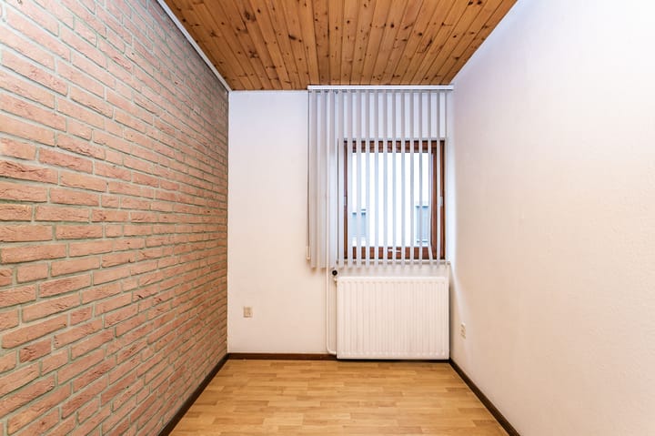 Photo 25 of Kruisbergstraat 54