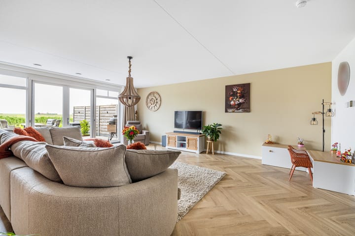 Foto 19 van Korenbloem 15