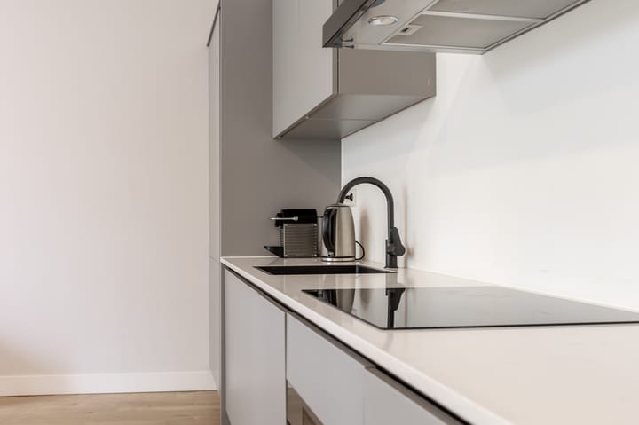 Photo 10 of Mathenesserlaan 247-F