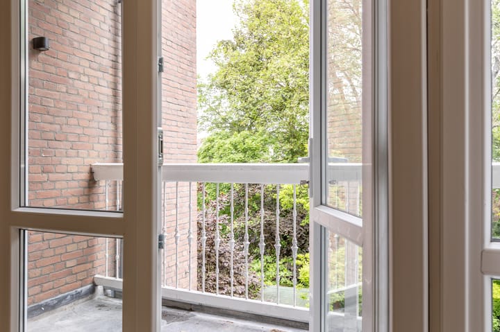 Photo 22 of Mathenesserlaan 247-F