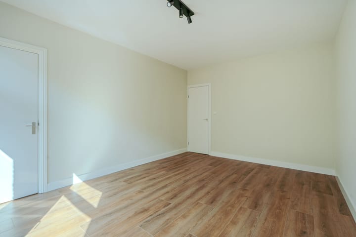 Foto 11 van Zeilstraat 14-1