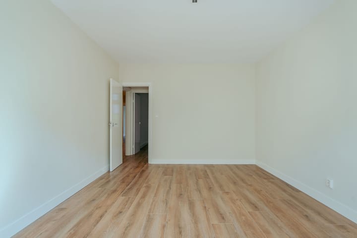 Foto 12 van Zeilstraat 14-1