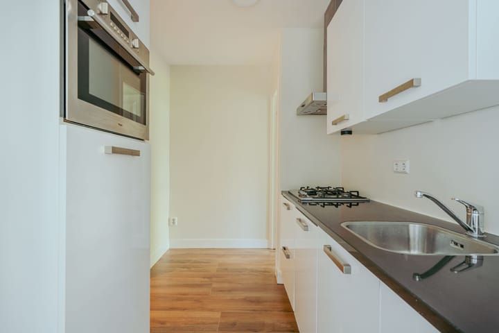 Foto 19 van Zeilstraat 14-1