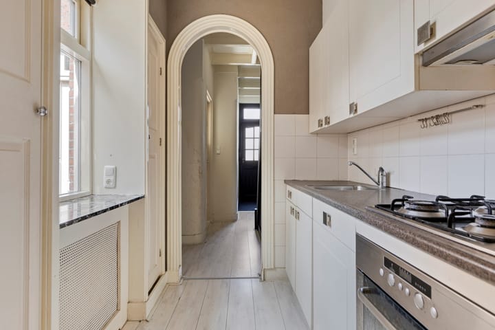 Foto 10 van Wassenberghstraat 11