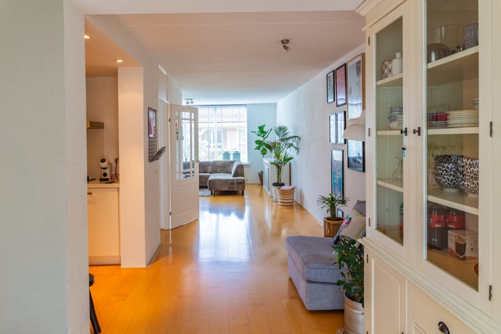 Foto 2 van Voeghouten 5