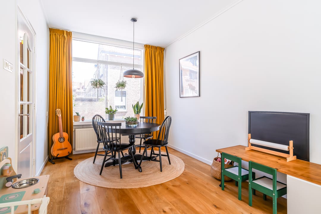 Photo 13 of Van Zuylen van Nijeveltstraat 3