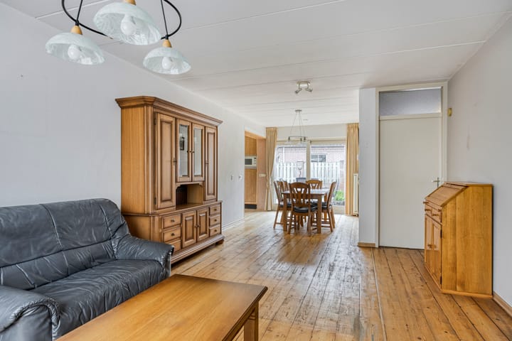 Photo 8 of Klaproos 68