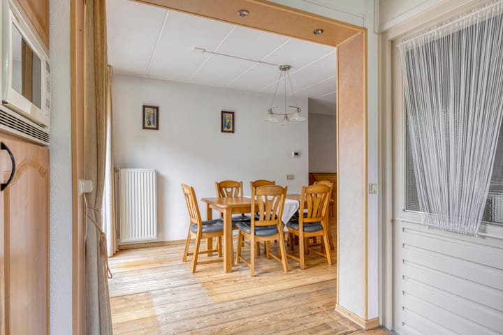 Photo 13 of Klaproos 68