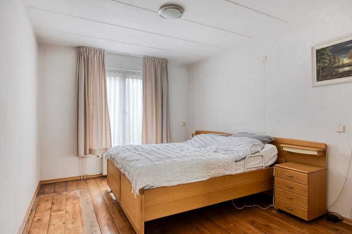 Photo 17 of Klaproos 68