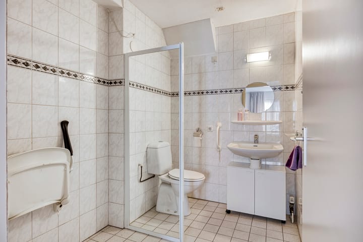 Photo 19 of Klaproos 68