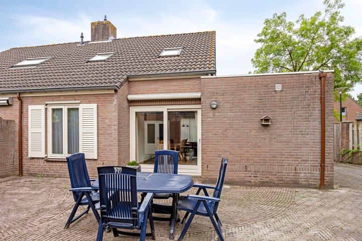 Photo 34 of Klaproos 68