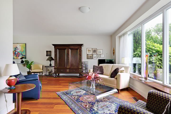 Foto 13 van Dorpsplein 9