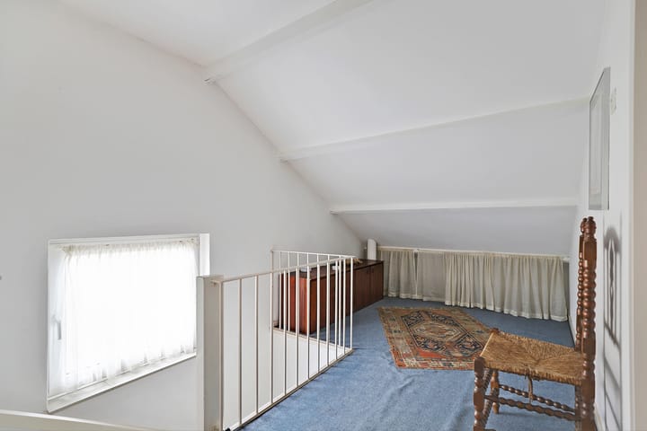 Foto 42 van Dorpsplein 9