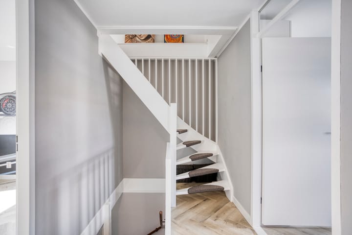 Photo 23 of Catsstraat 46