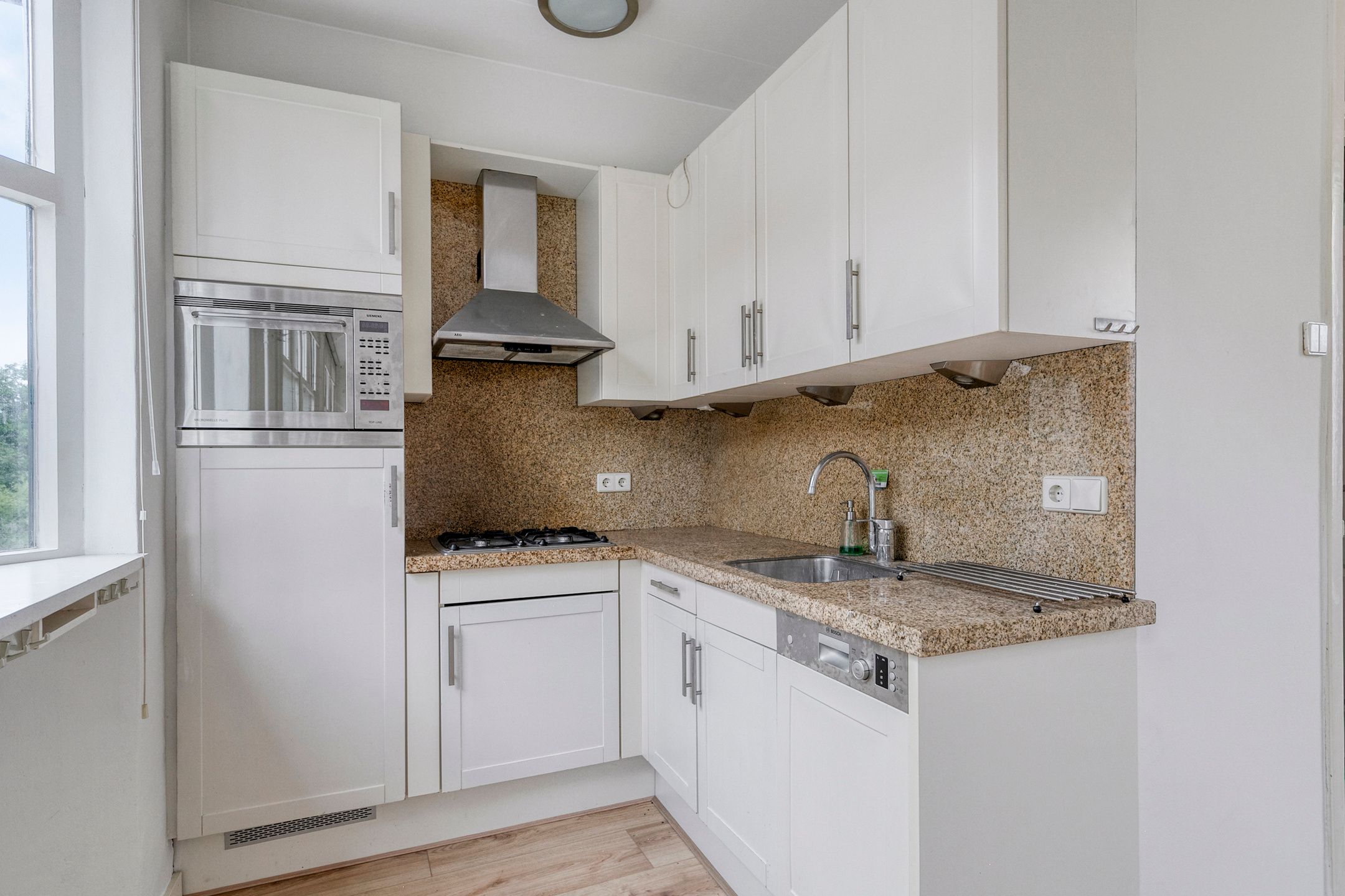 Foto 3 van Hobbemastraat 8-A