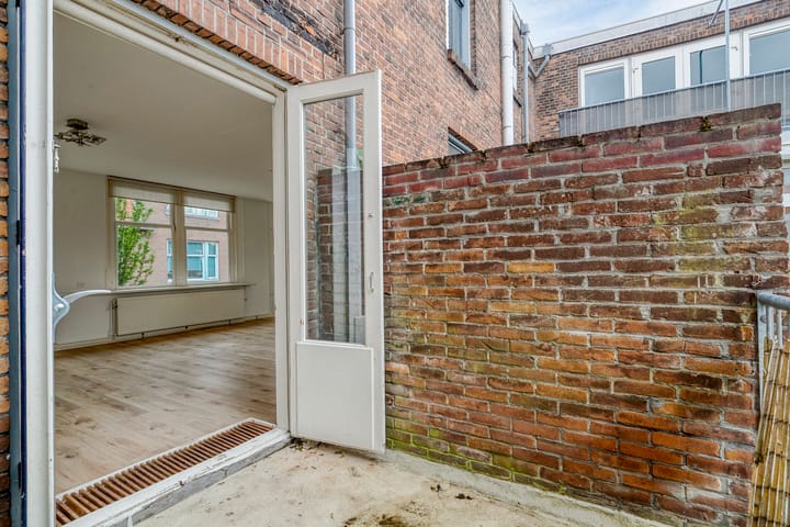 Foto 9 van Hobbemastraat 8-A